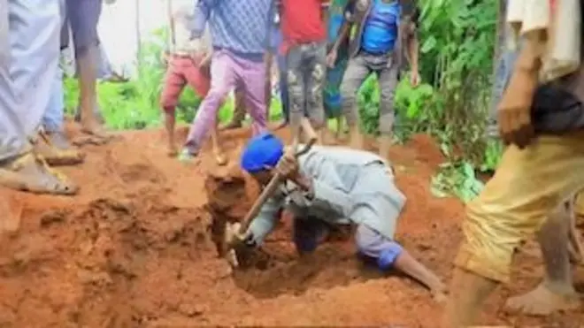 නායයෑම්