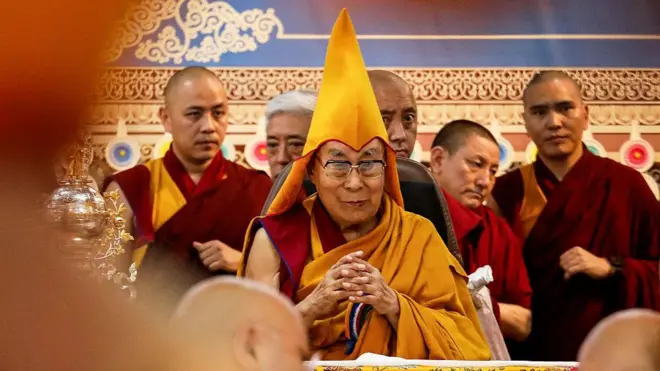 Tibetan spiritual leader di Dalai Lama sit for middle as e attend a Long Life Prayer offering ceremony for di Main Tibetan Temple for McLeod Ganj, while oda men wey surround am