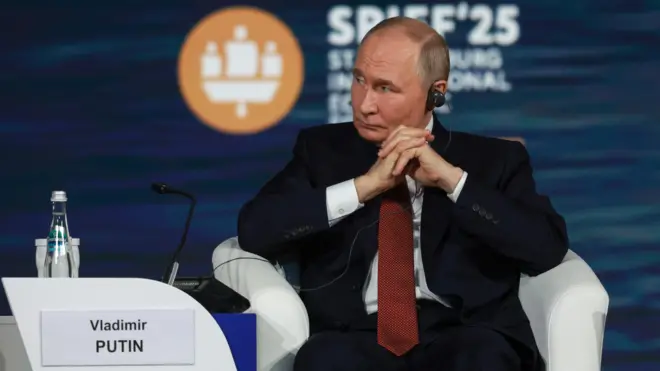 Путін на ПМЕФ