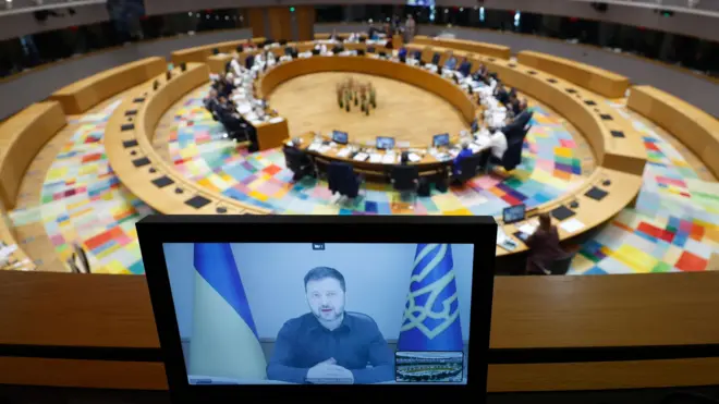 Владимир Зеленский по видеосвязи обращается к лидерам ЕС во время встречи 19 марта 