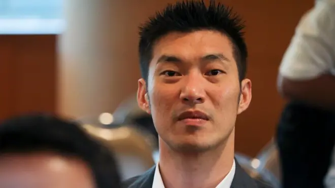 นายธนาธร จึงรุ่งเรืองกิจ หัวหน้า อนค. ถูกตัดสิทธิทางการเมือง 10 ปี