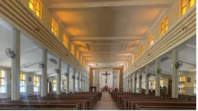 Inú ilé ìjọ́sìn 