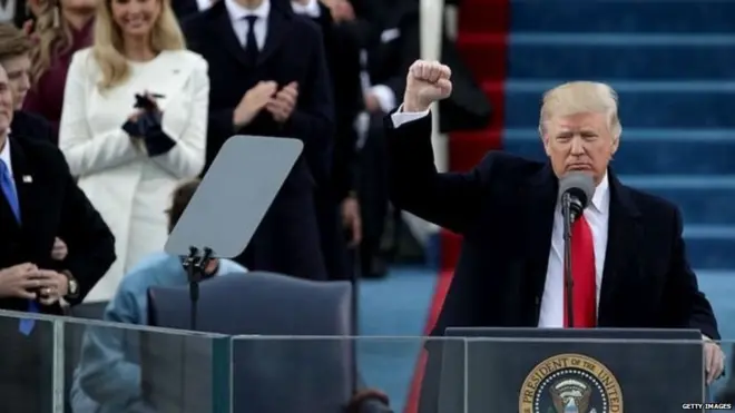 ජනපති පදවියට පත්වීමට පෙර ඇමෙරිකාව සිරියාවට පහරදීම දැඩි විවේචනයට ලක් කළ ට්‍රම්ප්, ජනපතිවරයා ලෙසින් ද සිරියාවට පහරදීම ප්‍රතික්ෂේප කළේය