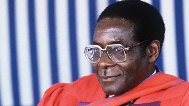 Robert Mugabe at the University of Harare being awarded Doctor Honoris Causa in July 1984