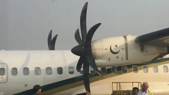 پی آئی اے کے اے ٹی آر 72 طیارہ