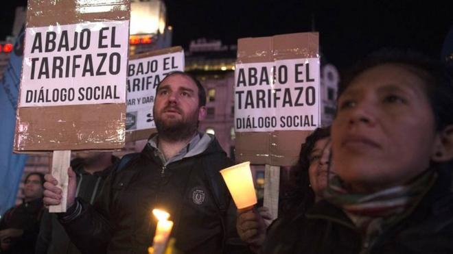 Protesta contra los tarifazos en Argentina