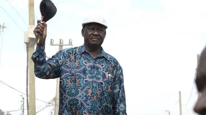 D'ici l'expiration du délai légal vendredi, la Cour suprême disposera de 14 jours pour rendre son arrêt.