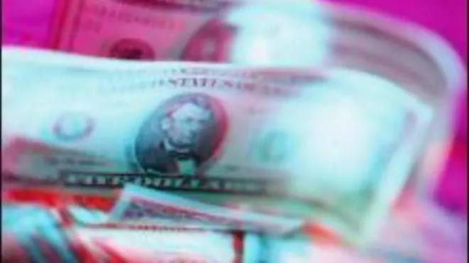 মেটাভার্স ফরেন এক্সচেঞ্জ নামের এমএলএম ধরনের একটি প্রতিষ্ঠানে বিনিয়োগ করার পর বাংলাদেশ, ভারত, শ্রীলঙ্কাসহ কয়েকটি দেশের হাজার হাজার মানুষের বিনিয়োগ আটকে গেছে