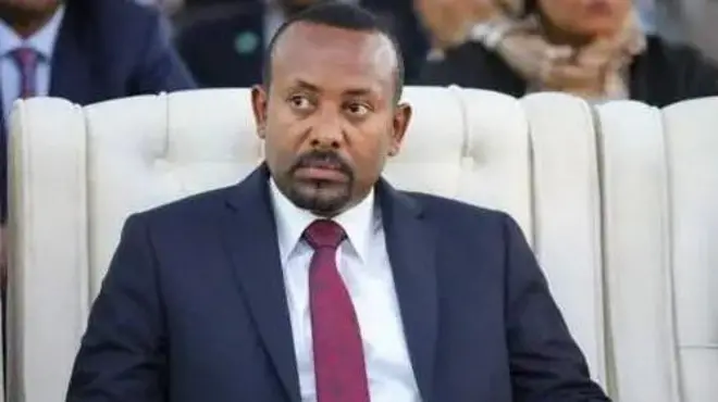 ቀዳማይ ሚኒስተር ኣብይ ብቕድሚ ትማሊ ዘስምዖ መደረ ሻቕሎት ፈጢሩ