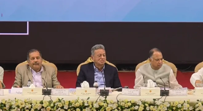বাজেটোত্তর সংবাদ সম্মেলনে বিএনপি সরকার 
