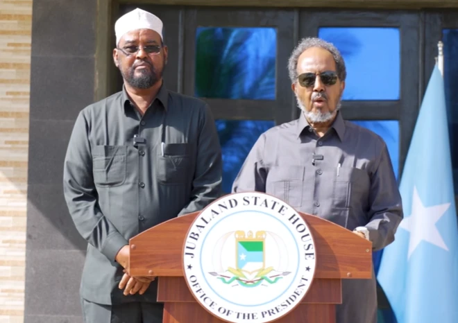 Xasan Sheekh iyo Axmed Madobe