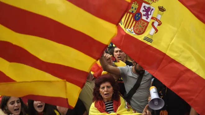 علم اسبانيا وكتالونيا