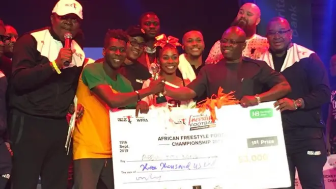 Ivory Coast Titi Kone collect $3000 cheque