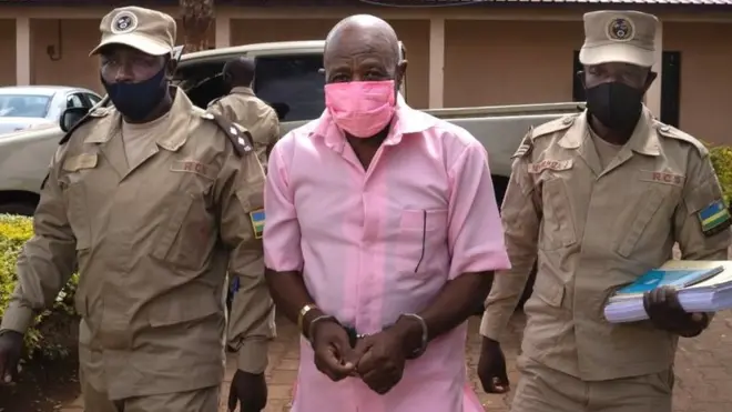 Paul Rusesabagina niwe uvugwa cyane mu bandi bagera kuri 20 bareganwa