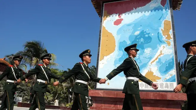 Lính Trung Quốc trong một lần tuần tra trên đảo Phú Lâm thuộc Quần đảo Hoàng Sa hồi 2/2015
