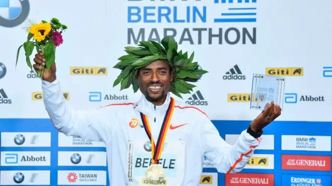 Qananiisaan rikoordii maraatoonii gara biyyaatti nan deebisa jedha