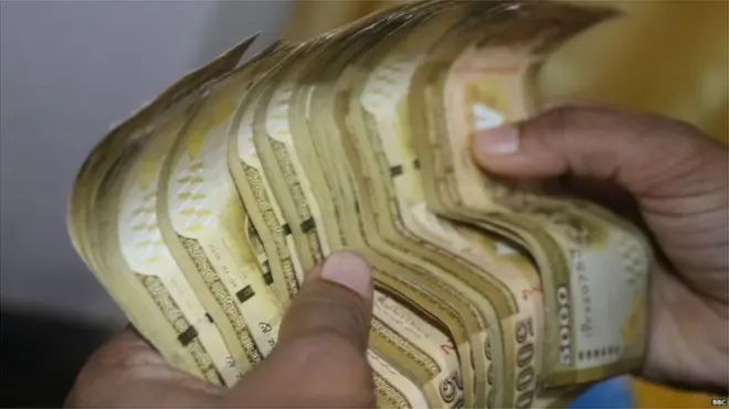 ක්ෂුද්‍ර මුල්‍ය