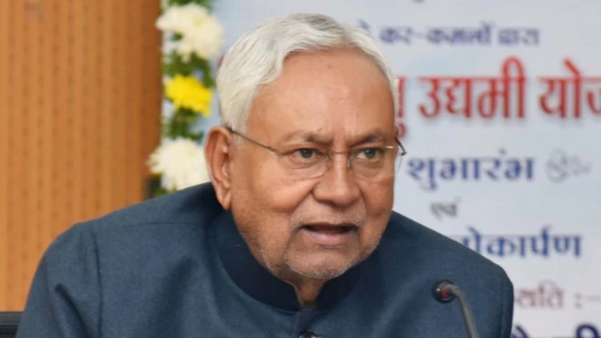 नीतीश कुमार