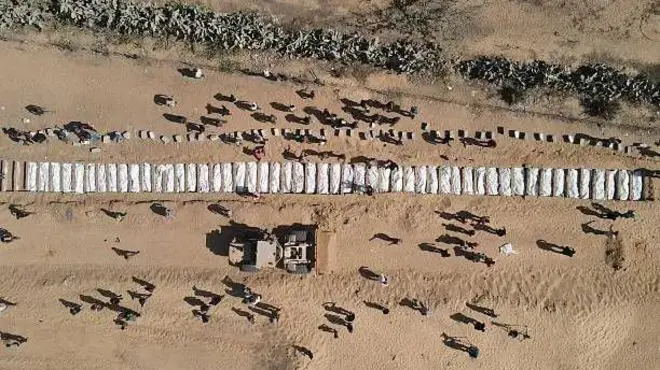 95 نامعلوم لاشوں کی دیر البلاح میں اجتماعی تدفین کر دی گئی ہے