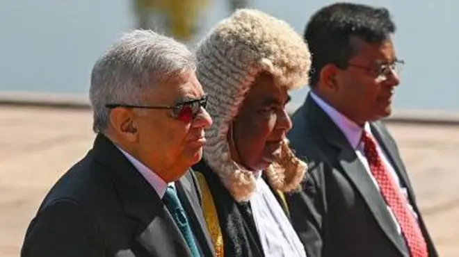 කතානායක මහින්ද යාපා අබේවර්ධනට එරෙහි විශ්වාසභංග යෝජනාව පිළිබඳ පාර්ලිමේන්තු විවාදය අඟහරුවාදා (මාර්තු 19) ආරම්භ විය.