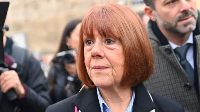 法国大规模强暴案案主吉赛尔·佩利科特（Gisèle Pelicot）前夫被判二十年刑期，另外50名涉案男子也分别被判处3年到15年徒刑。