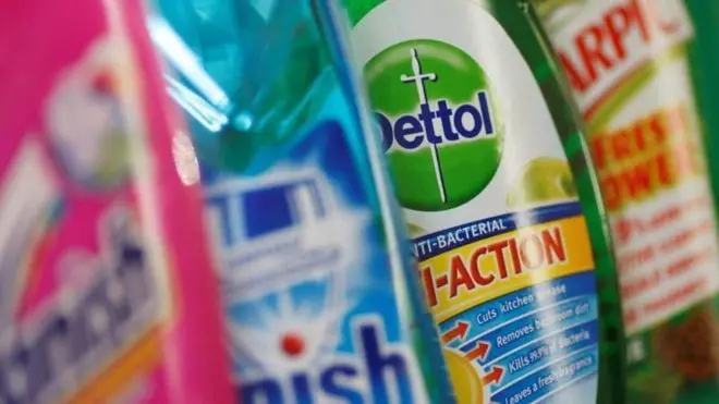 ينظر إلى مطهر "Dettol" على أنه يوفر الحماية ضد انتشار المرض، على الرغم من أن فعاليته لم تثبت علمياً حتى الآن