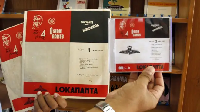 Suvenir untuk tamu negara Asian Games 1962.