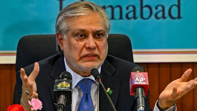 इसहाक़ डार