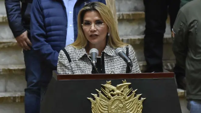 La presidenta interina de Bolivia, Jeanine Áñez, anunció una cuarentena de 14 días en todo el país para contener la propagación del coronavirus.