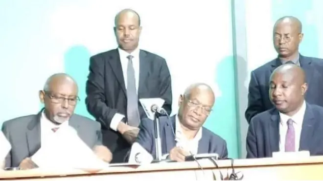 ONLF oo isbaheysi siyaasadeed gashay