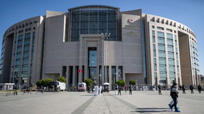 İstanbul Çağlayan'daki Adalet Sarayı binası 