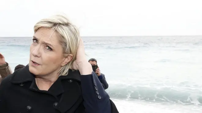 Марин Ле Пен обвинения в адрес своей партии и соратников называет политическисми