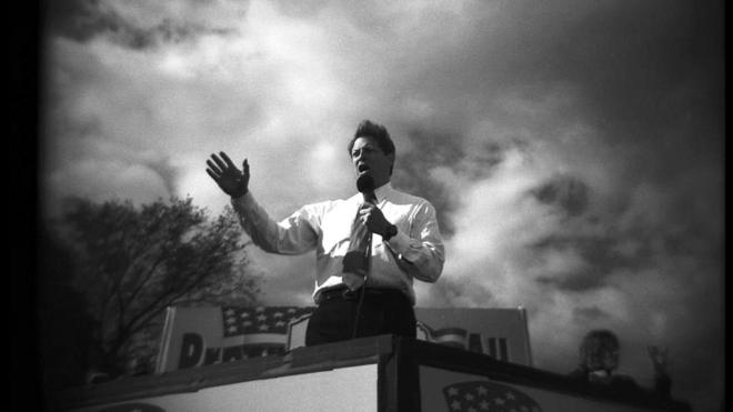 Эл Гор, выступающий перед американскими избирателями во время президентской кампании 2000 года
