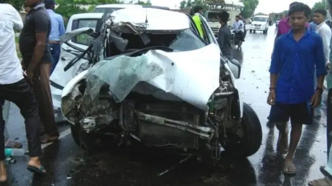 पीड़ित पक्ष की कार