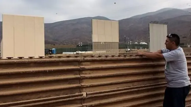 Prototipos de muros en la frontera de EE.UU. con México
