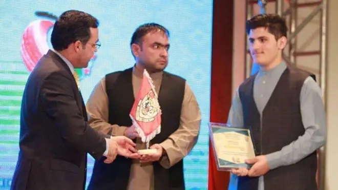 شاوخوا ۲۰ شرکتونو د لوبډلو پېرلو ته زړه ښه کړی و