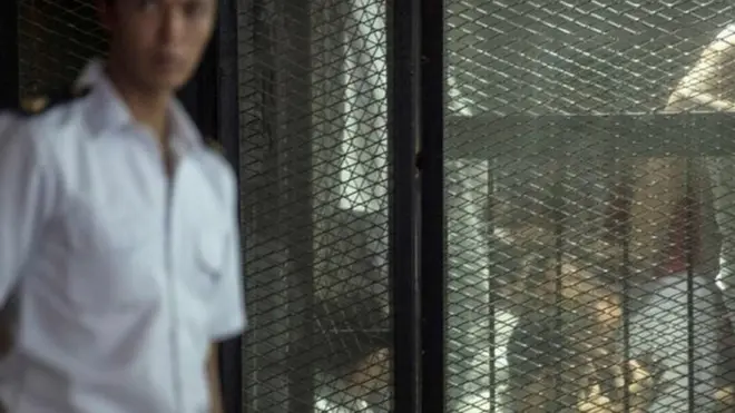 من قاعة المحكمة في القاهرة