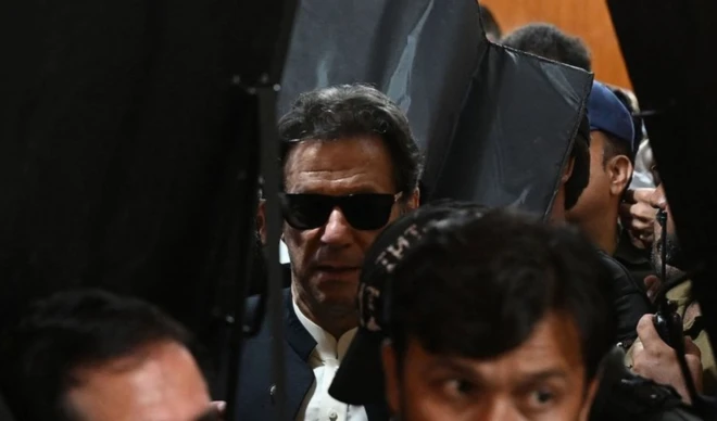 عمران خان