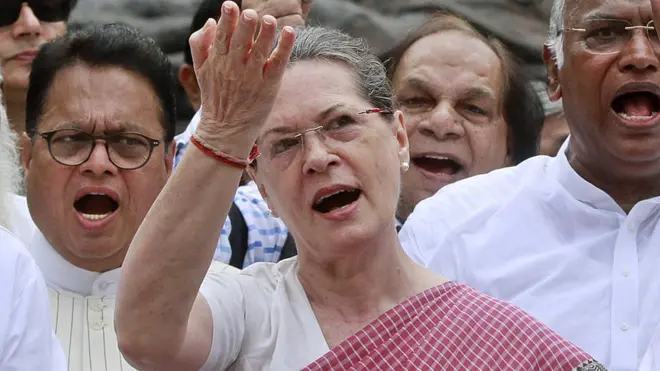 सोनिया गांधी