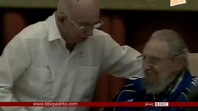 فېډل کاسټرو په ۲۰۰۸ کال کې خپل ورور راول کاسټرو ته واک وسپارو