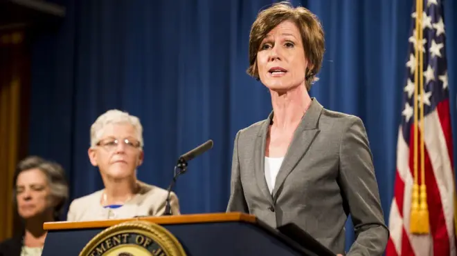 رفضت ييتس تطبيق قرار ترامب التنفيذي بشأن حظر دخول رعايا سبع دول أجنبية إلى الولايات المتحدة.