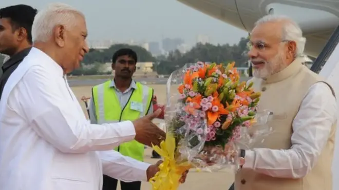 મોદી તથા વજુભાઈ વાળાની તસવીર