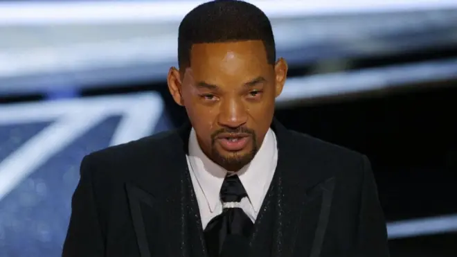 ウィル・スミス氏、平手打ち後に退場求められるも拒否 米アカデミーが