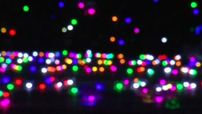 ألف طائرة "درون" تلون سماء الصين