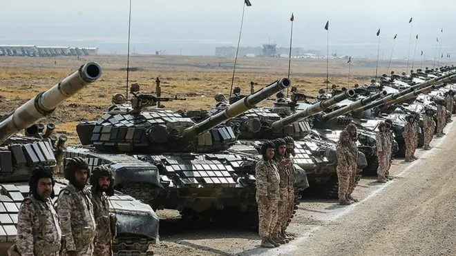 ت﻿صویری از رزمایش «اقتدار» نیروی زمینی سپاه پاسداران که توسط خبرگزاری تسنیم منتشر شده است