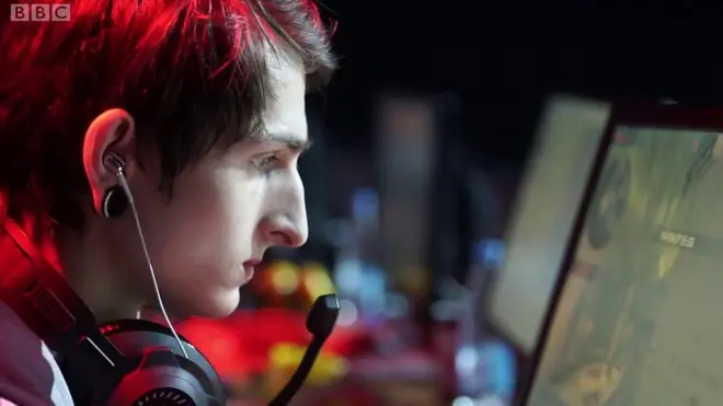 아버지보다 연봉이 높은 20세 프로게이머