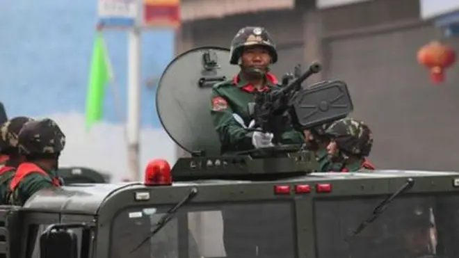 လွတ်လပ်ရေးမတောင်းဆိုရေး၊ ပြည်ထောင်စုက မခွဲထွက်ရေးနဲ့ ပြည်ထောင်စုရဲ့အရေးပါတဲ့ အစိတ်အပိုင်း ဖြစ်ရေးဆိုတဲ့ 'ဝ' တပ်ဖွဲ့ရဲ့ရပ်တည်ချက်ရှိ