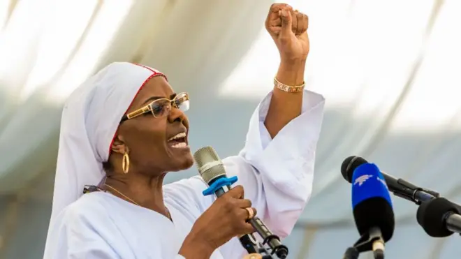 Grace been get political ambition to take over from Robert Mugabe before dem overthrow am.