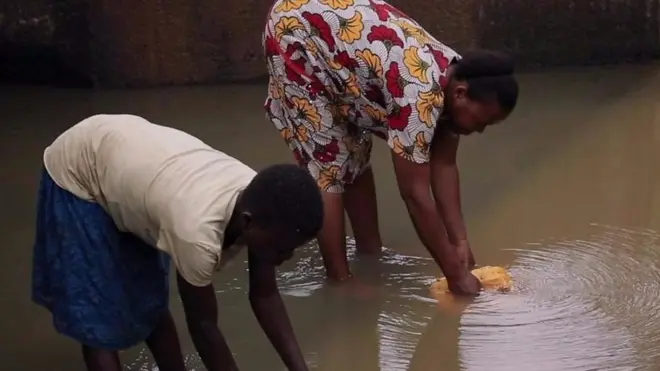 Anyị enweghi mmiri ọṅụṅụ n'obodo anyị