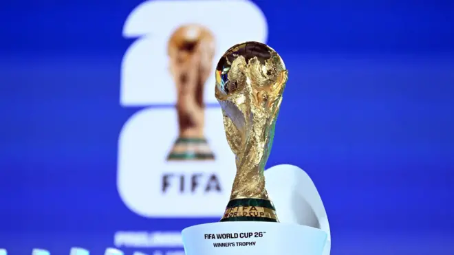 منظر لمجسم كأس العالم 